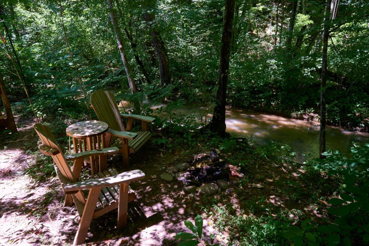 Creekwalk Inn Bed And Breakfast With Cabins Cosby Extérieur photo