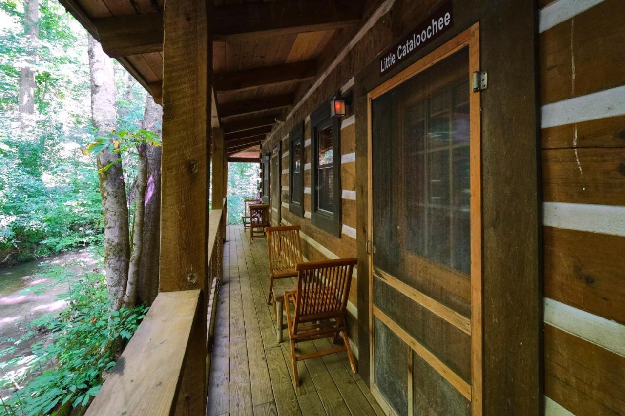 Creekwalk Inn Bed And Breakfast With Cabins Cosby Extérieur photo