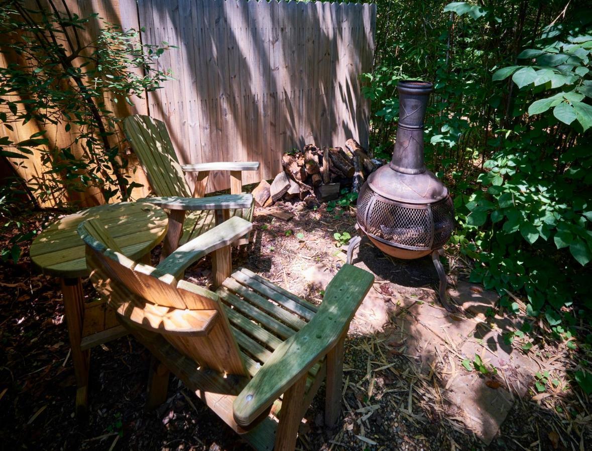 Creekwalk Inn Bed And Breakfast With Cabins Cosby Extérieur photo